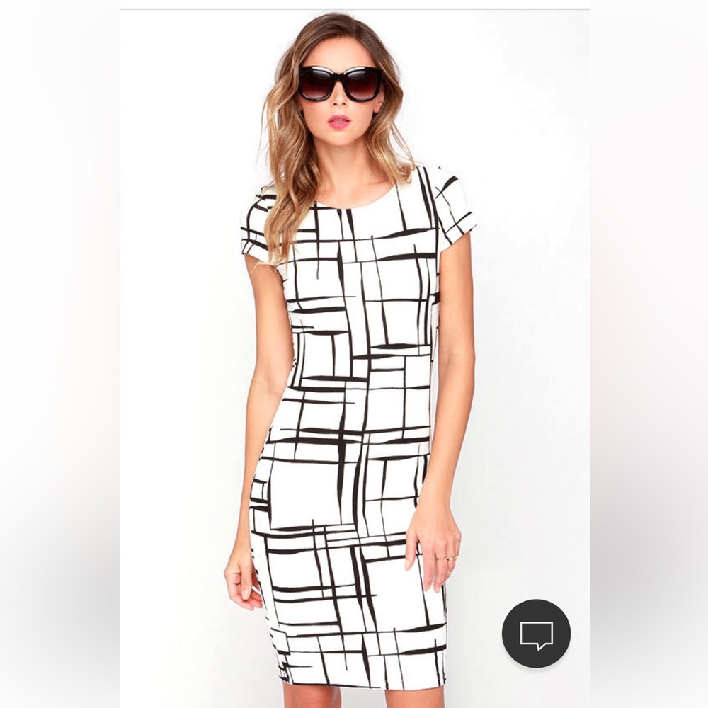 Lulu’s Long and Drawn Out Black and Ivory Print Midi Dress XS